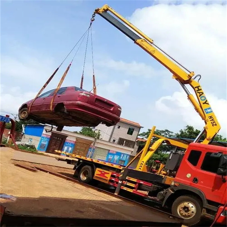 溆浦吊车救援小汽车怎么吊