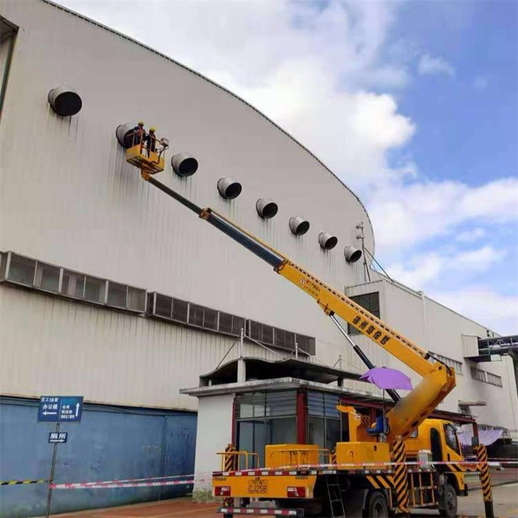 溆浦高空作业车出租服务：专业广告牌安装解决方案