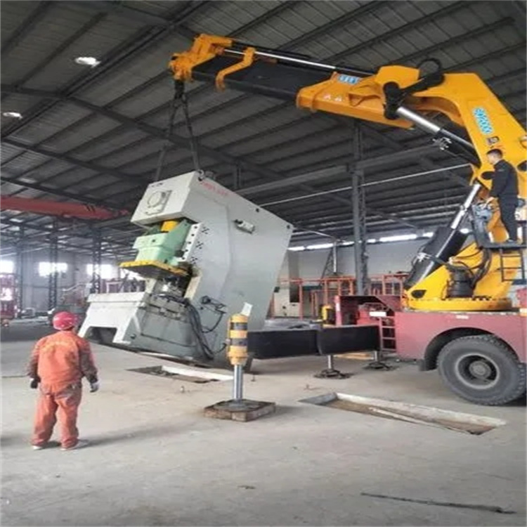 溆浦80吨折臂吊车出租附近电话